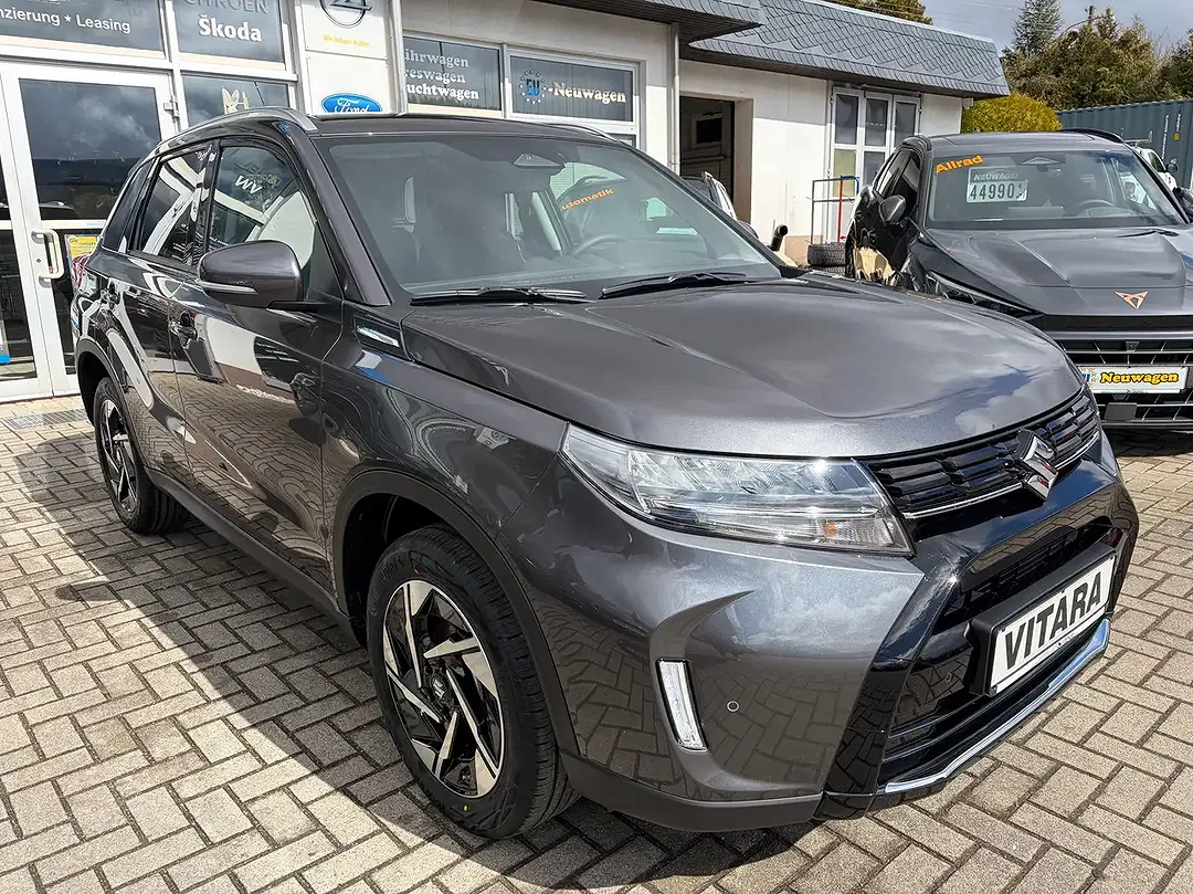 Suzuki Vitara - Thumbnail 3