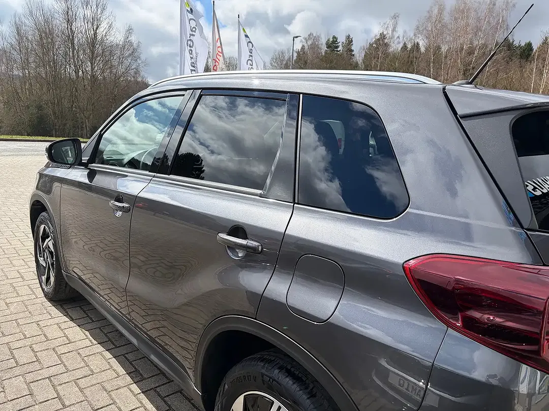 Suzuki Vitara - Thumbnail 7