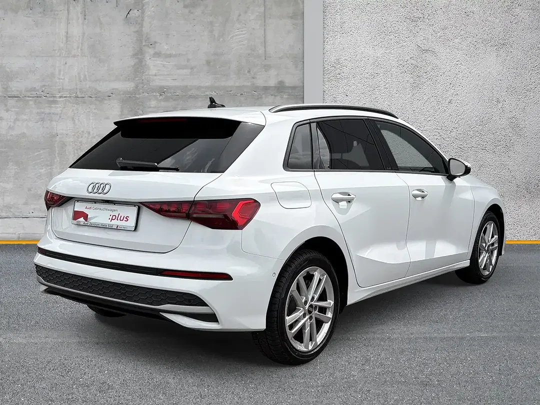 Audi A3 - Thumbnail 3