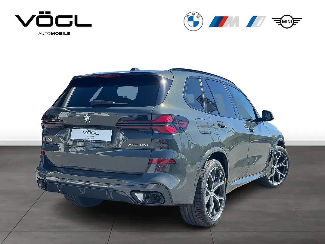 BMW X5 - Thumbnail 2