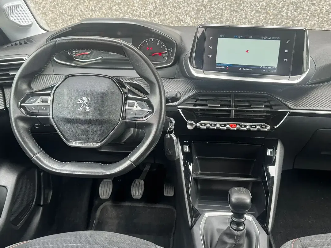 Peugeot 208 - Thumbnail 14