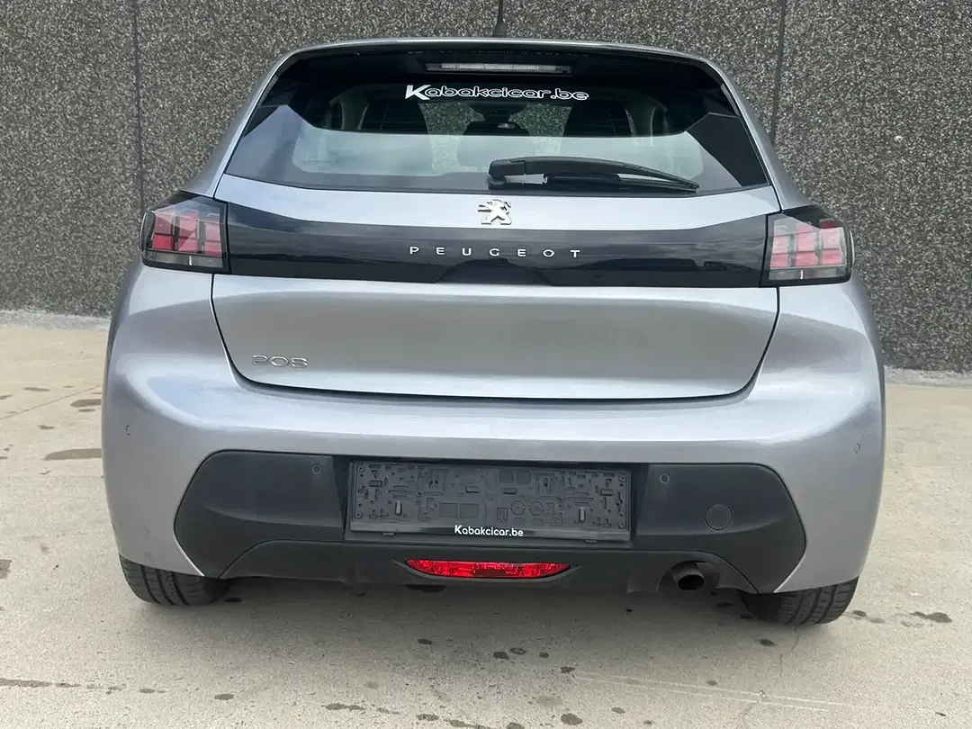 Peugeot 208 - Thumbnail 5