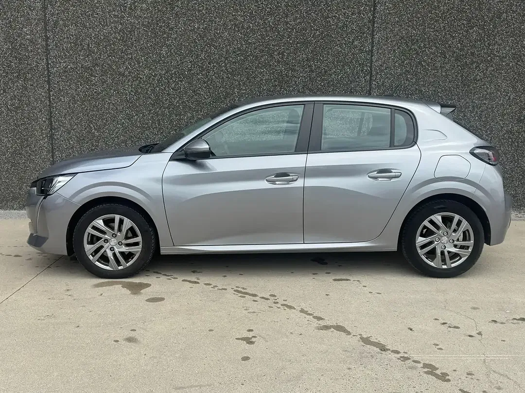Peugeot 208 - Thumbnail 7