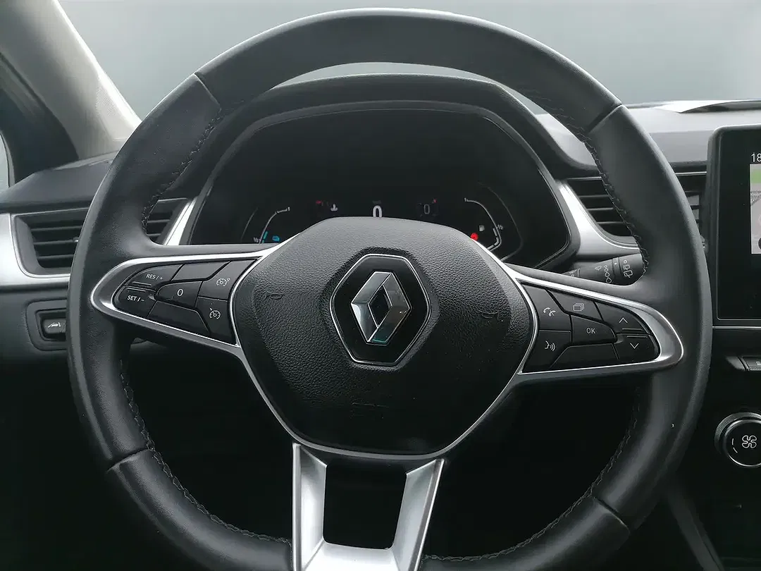 Renault Captur - Thumbnail 10