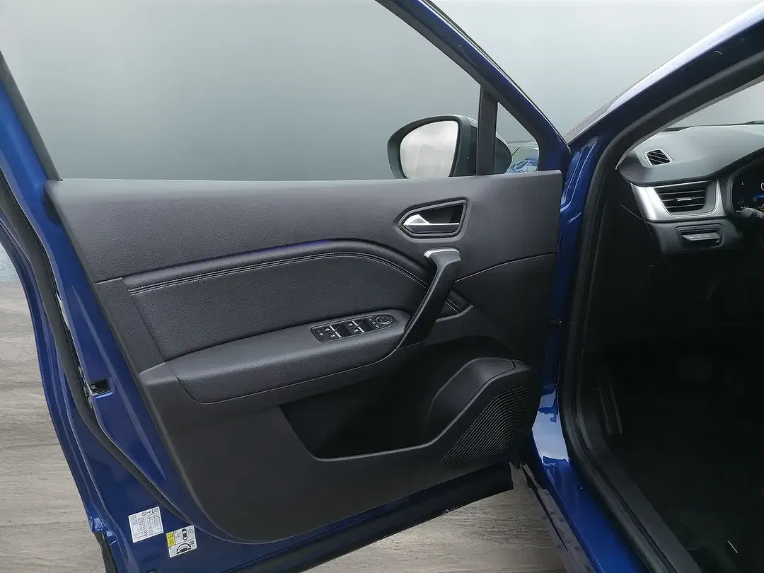 Renault Captur - Thumbnail 11