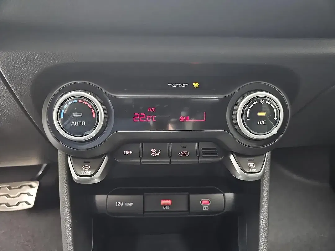 Kia Picanto - Thumbnail 11