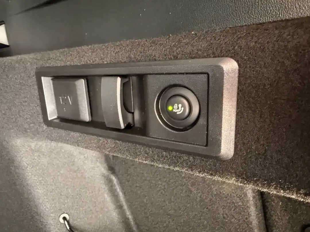 BMW X3 - Thumbnail 6