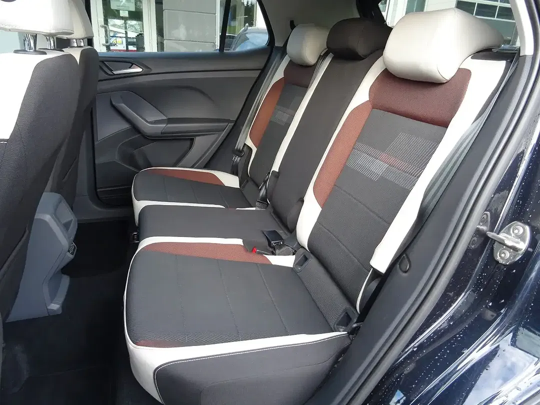 Volkswagen T-Cross - Thumbnail 10
