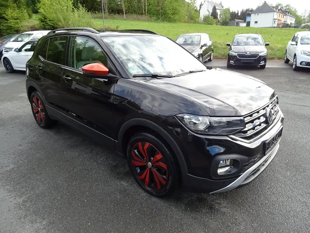 Volkswagen T-Cross - Thumbnail 4