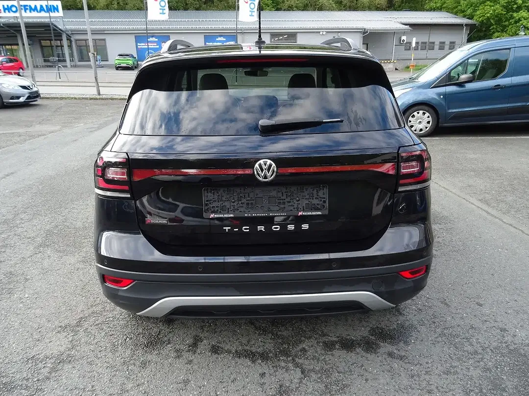 Volkswagen T-Cross - Thumbnail 6