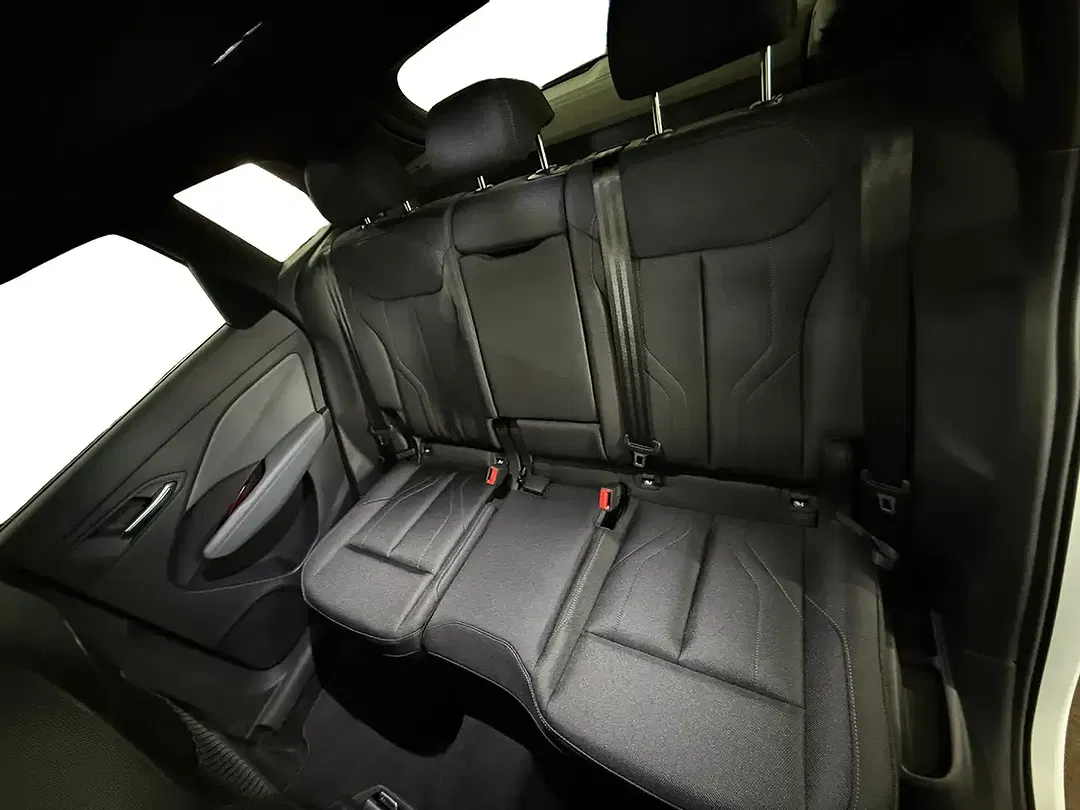 Audi Q3 - Thumbnail 10