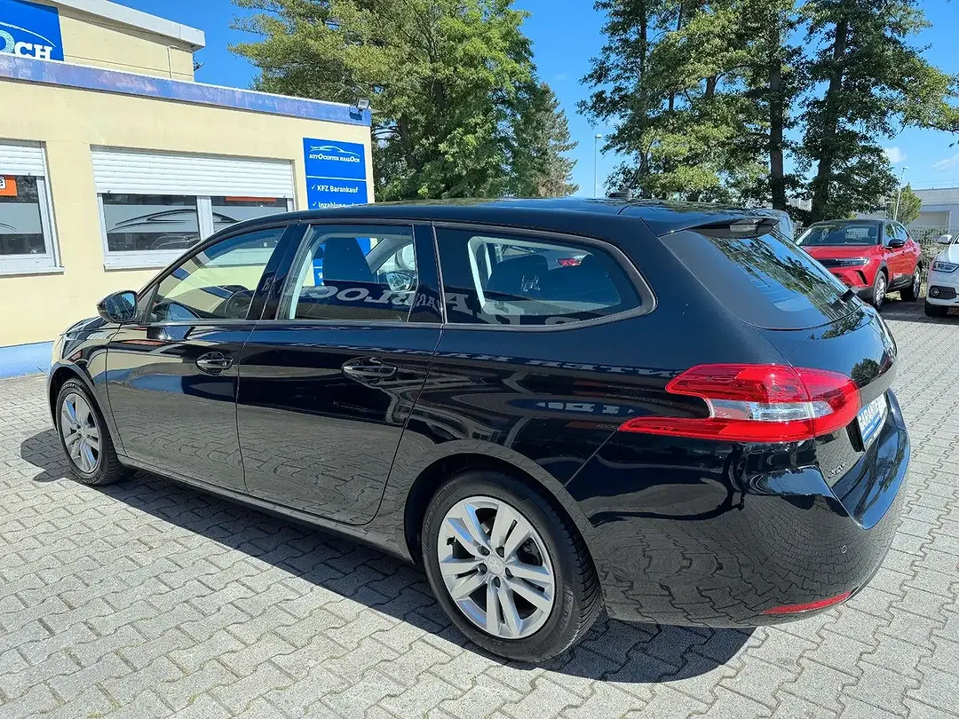 Peugeot 308 - Thumbnail 13