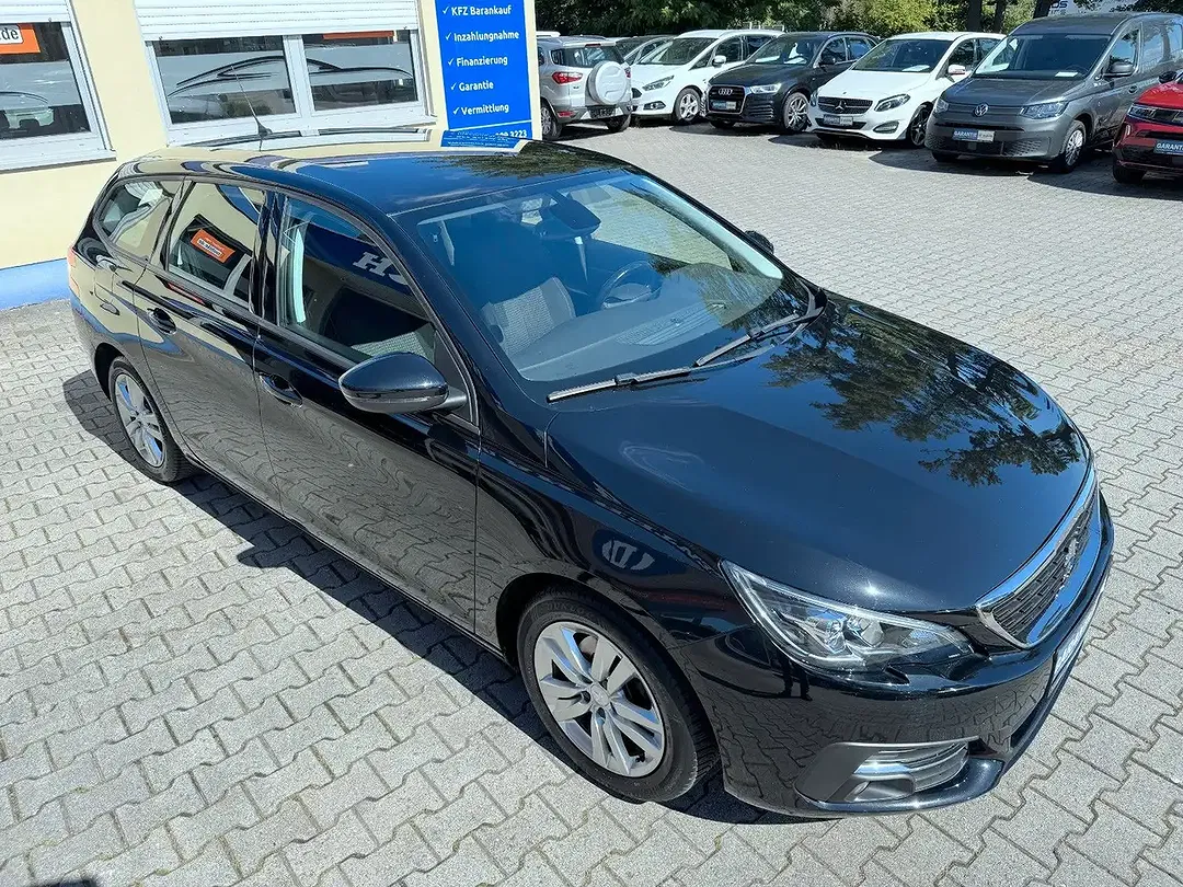 Peugeot 308 - Thumbnail 6