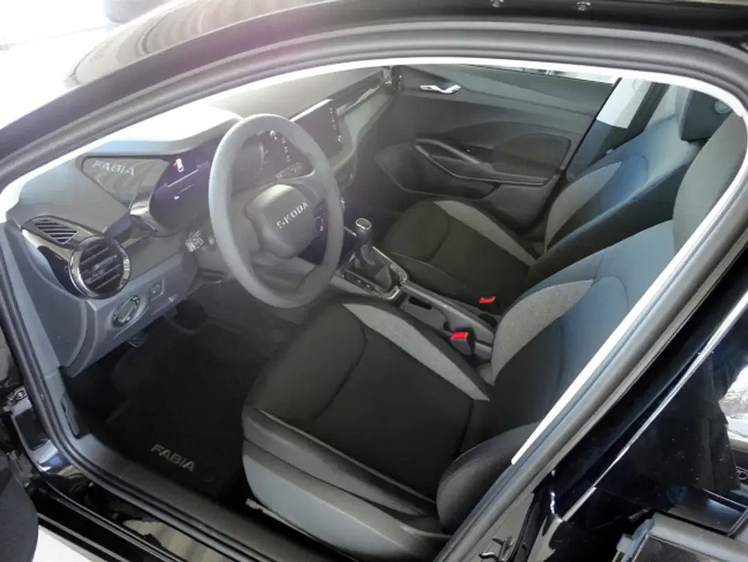 Skoda Fabia - Thumbnail 4