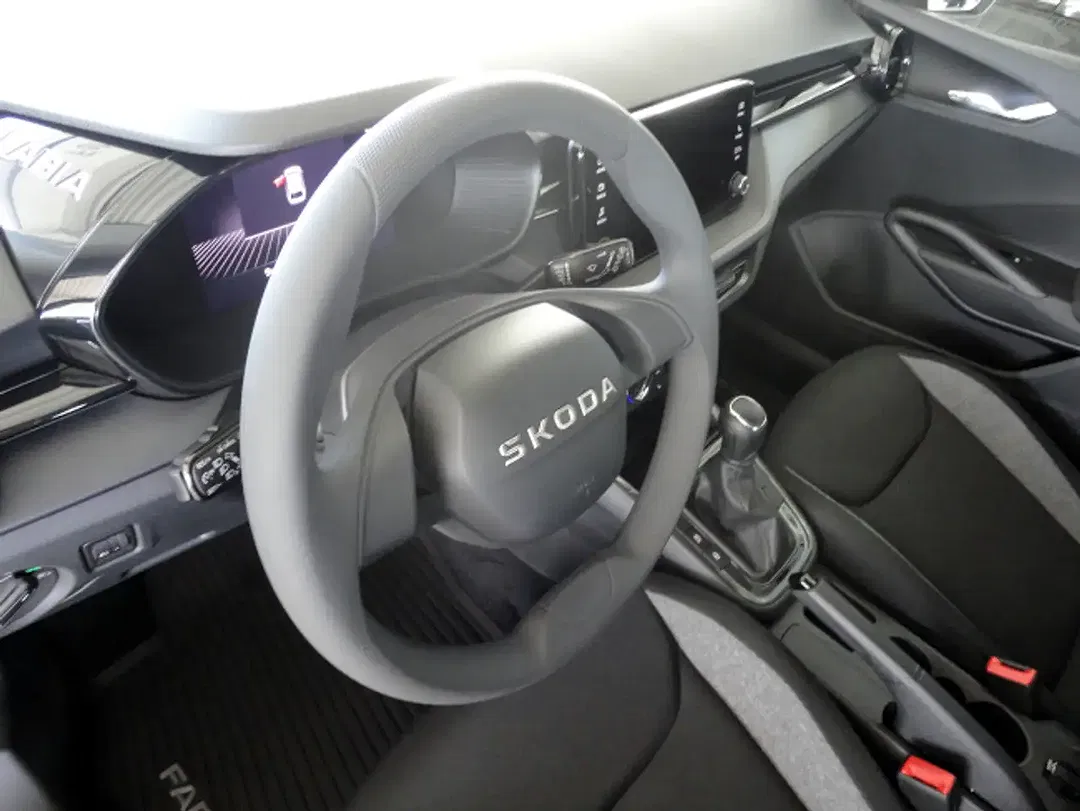 Skoda Fabia - Thumbnail 5