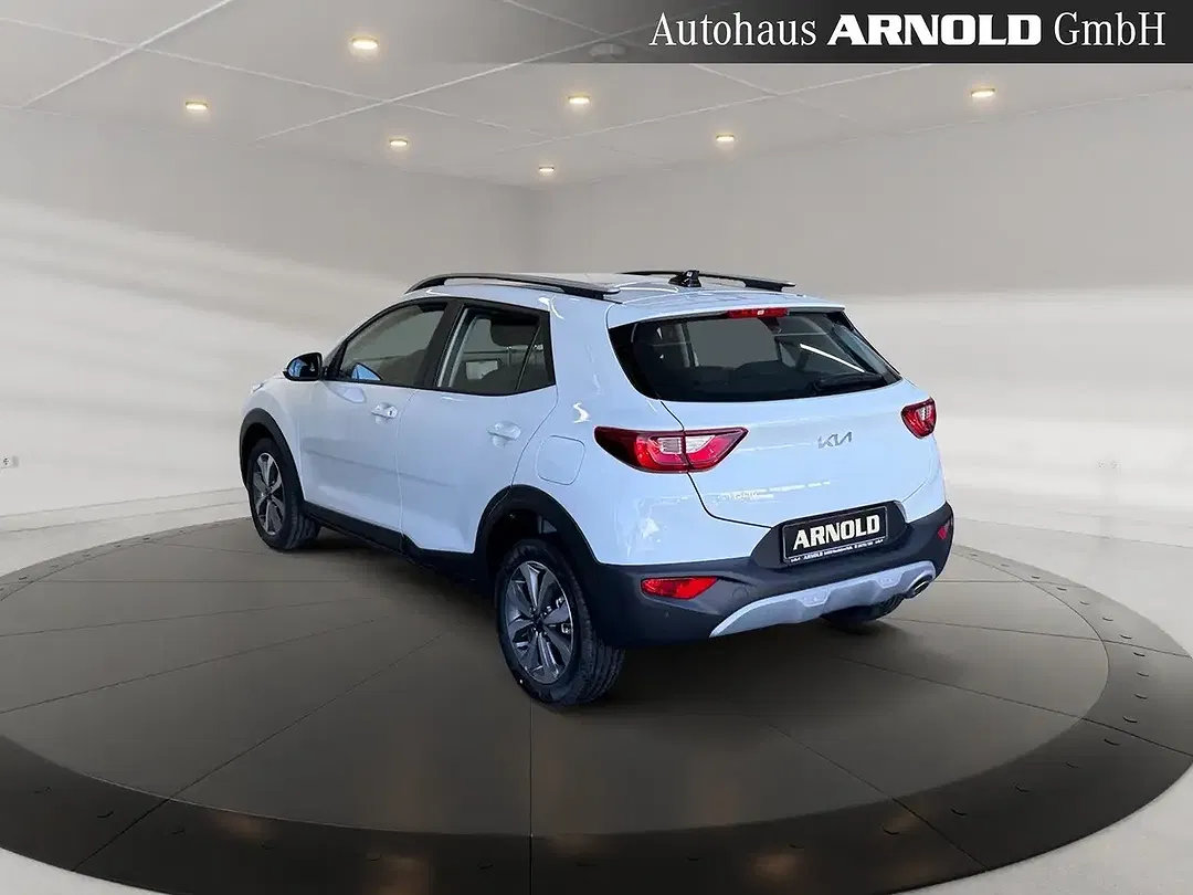 Kia Stonic - Thumbnail 3