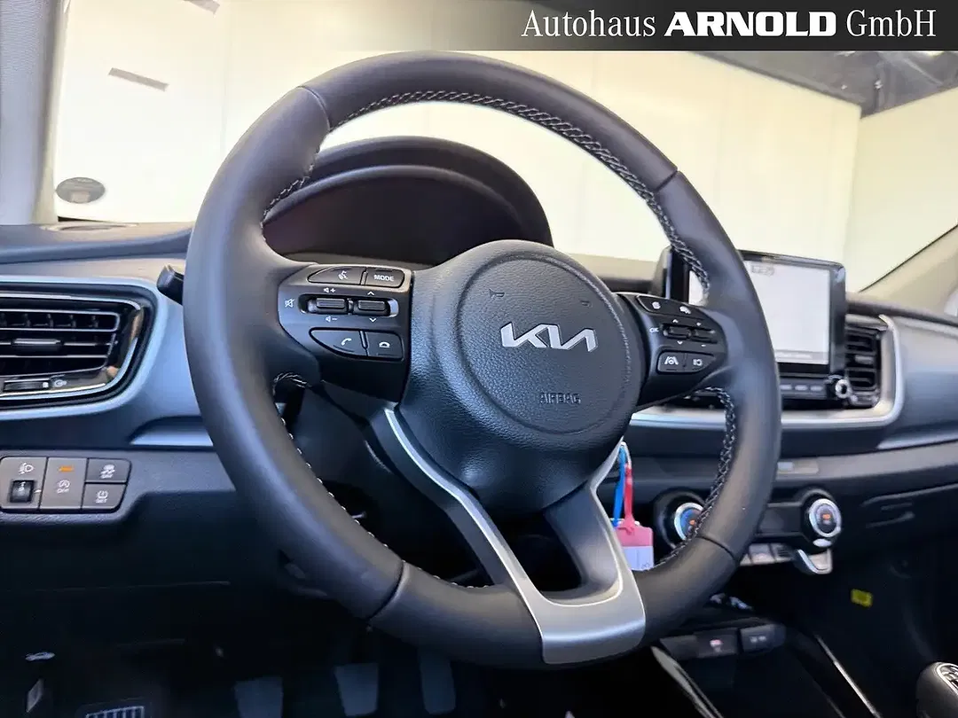 Kia Stonic - Thumbnail 9