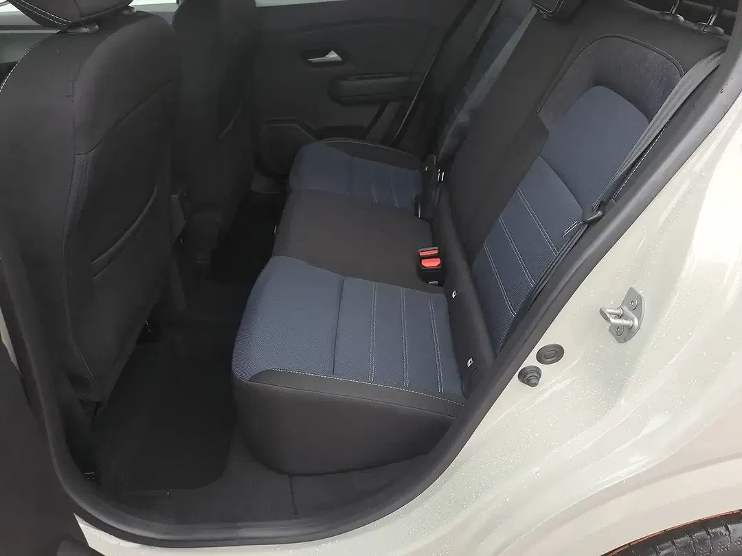 Dacia Sandero - Thumbnail 11
