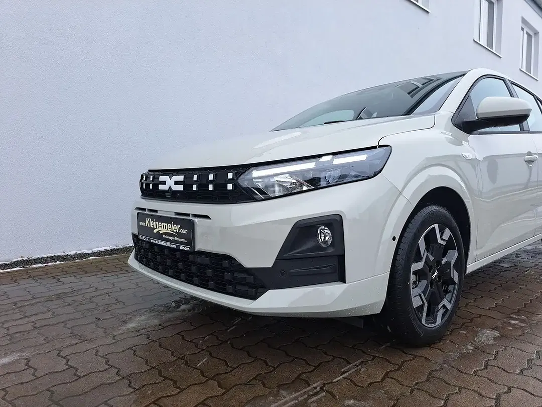 Dacia Sandero - Thumbnail 4