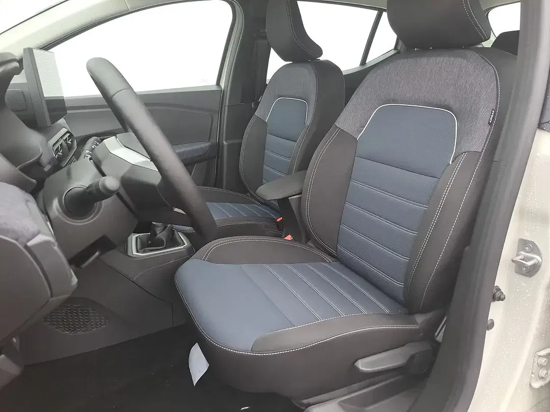 Dacia Sandero - Thumbnail 9