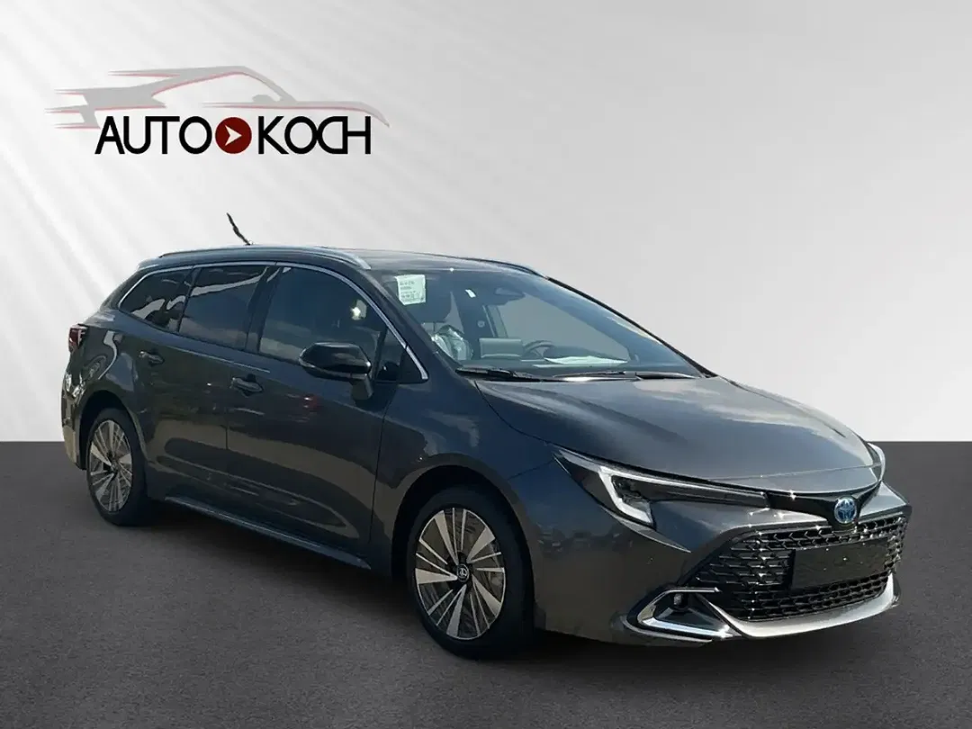 Toyota Corolla - Thumbnail 1