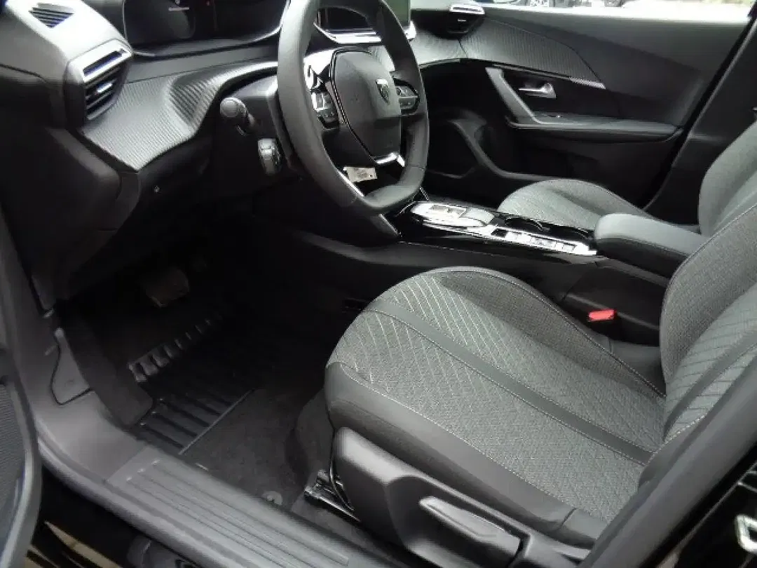 Peugeot 2008 - Thumbnail 11