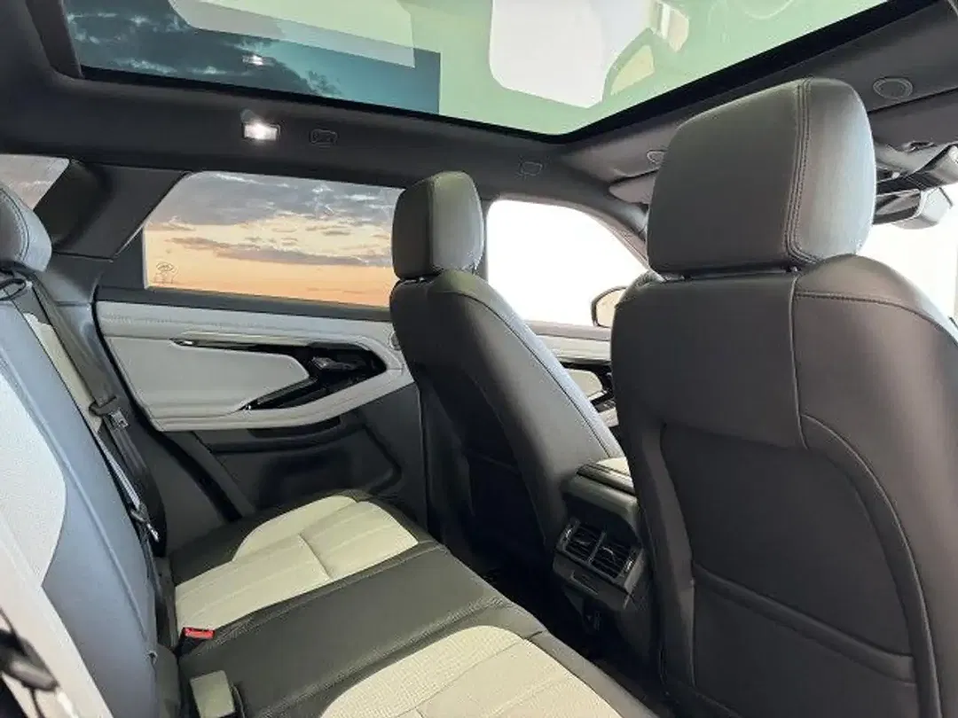 Land Rover Range Rover Evoque - Thumbnail 12