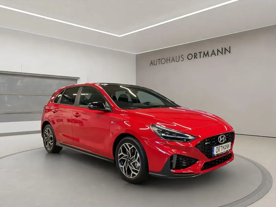 Hyundai i30 - Thumbnail 1