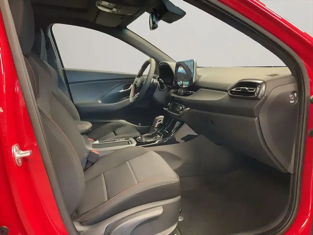 Hyundai i30 - Thumbnail 15