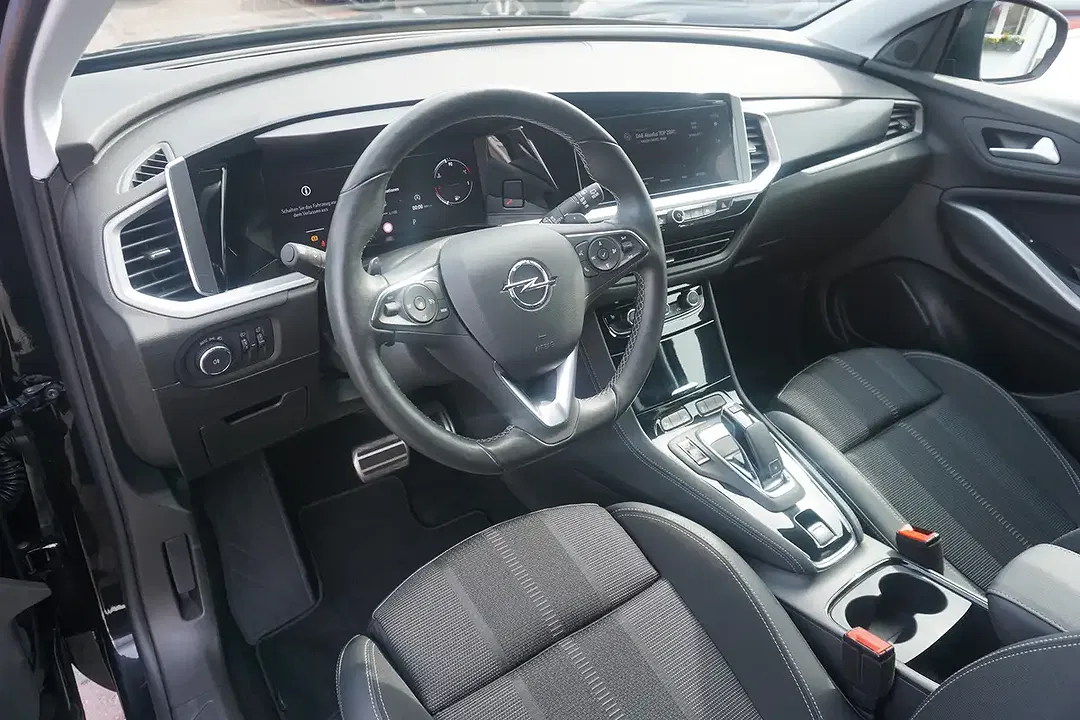 Opel Grandland - Thumbnail 9