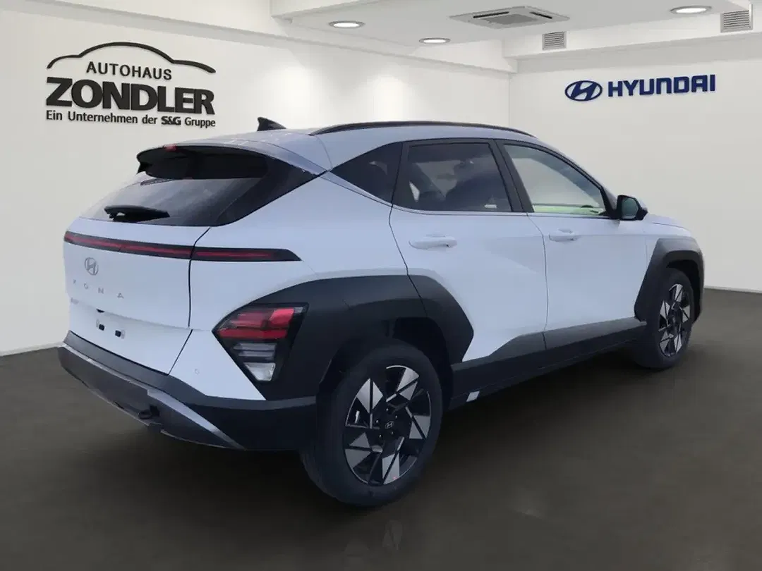 Hyundai KONA - Thumbnail 3