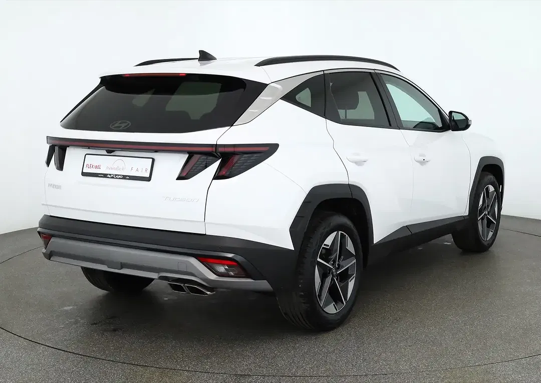 Hyundai TUCSON - Thumbnail 4