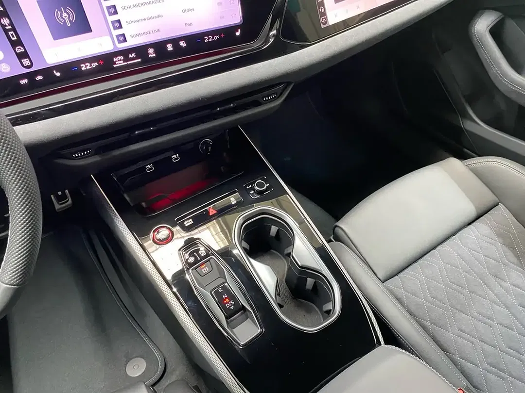 Audi A6 - Thumbnail 11