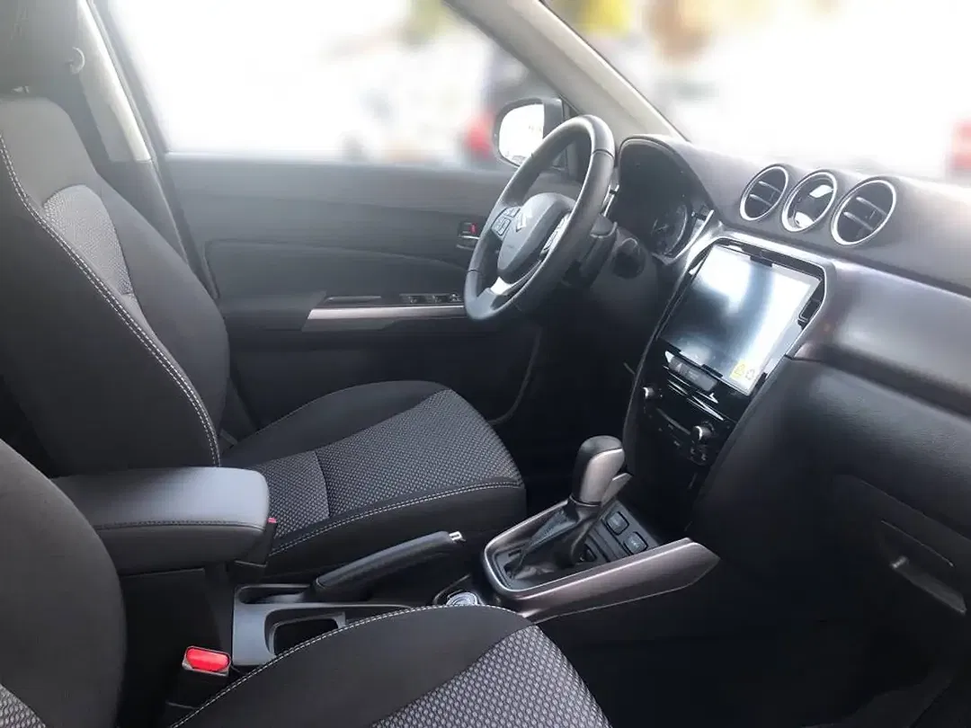 Suzuki Vitara - Thumbnail 15