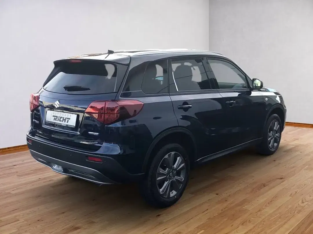 Suzuki Vitara - Thumbnail 4