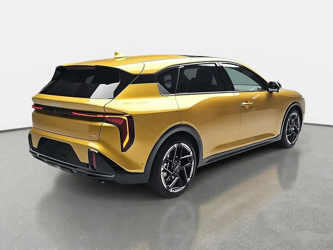 Kia K4 - Thumbnail 3