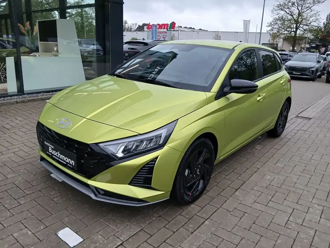 Hyundai i20 - Thumbnail 1