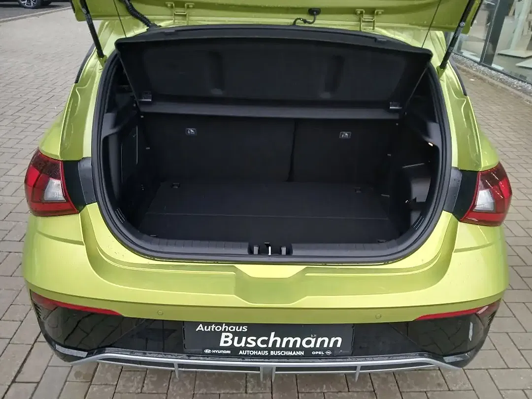 Hyundai i20 - Thumbnail 9