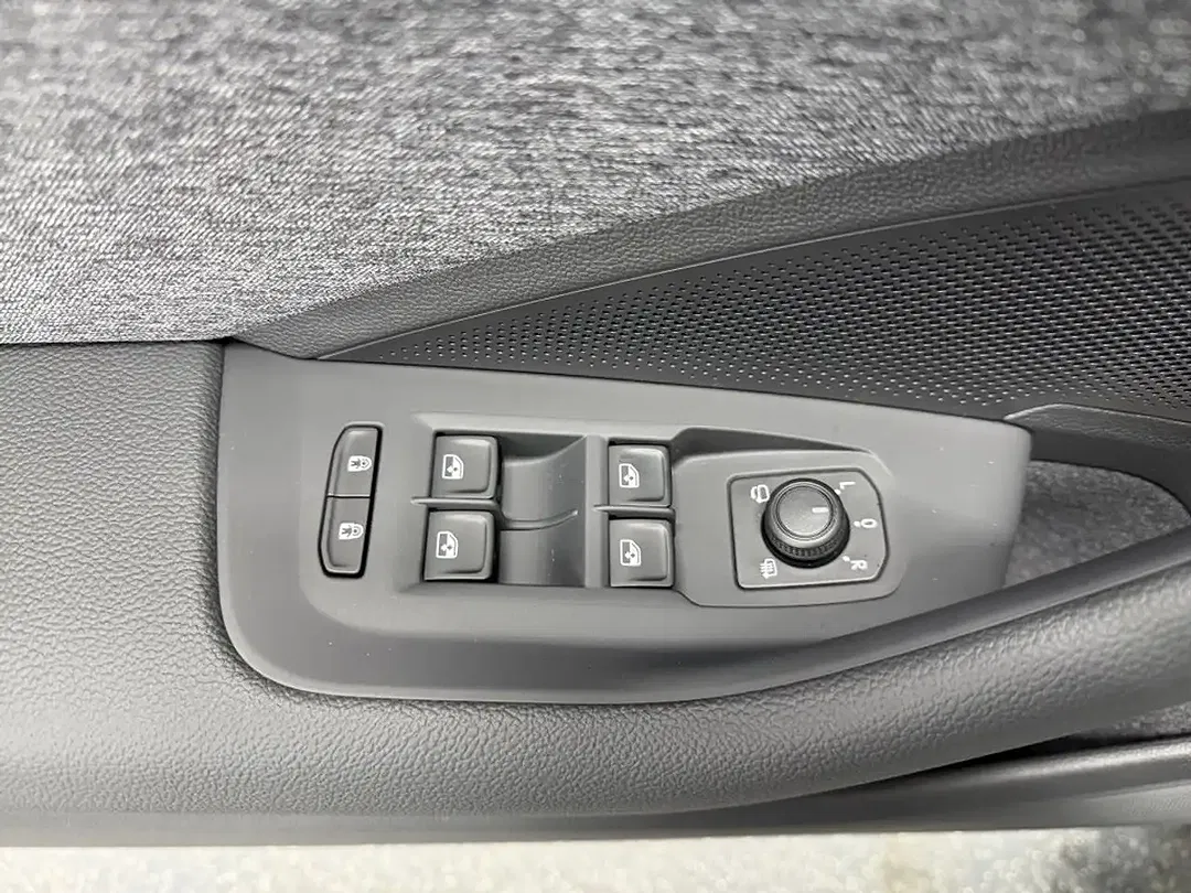 Skoda Superb - Thumbnail 11
