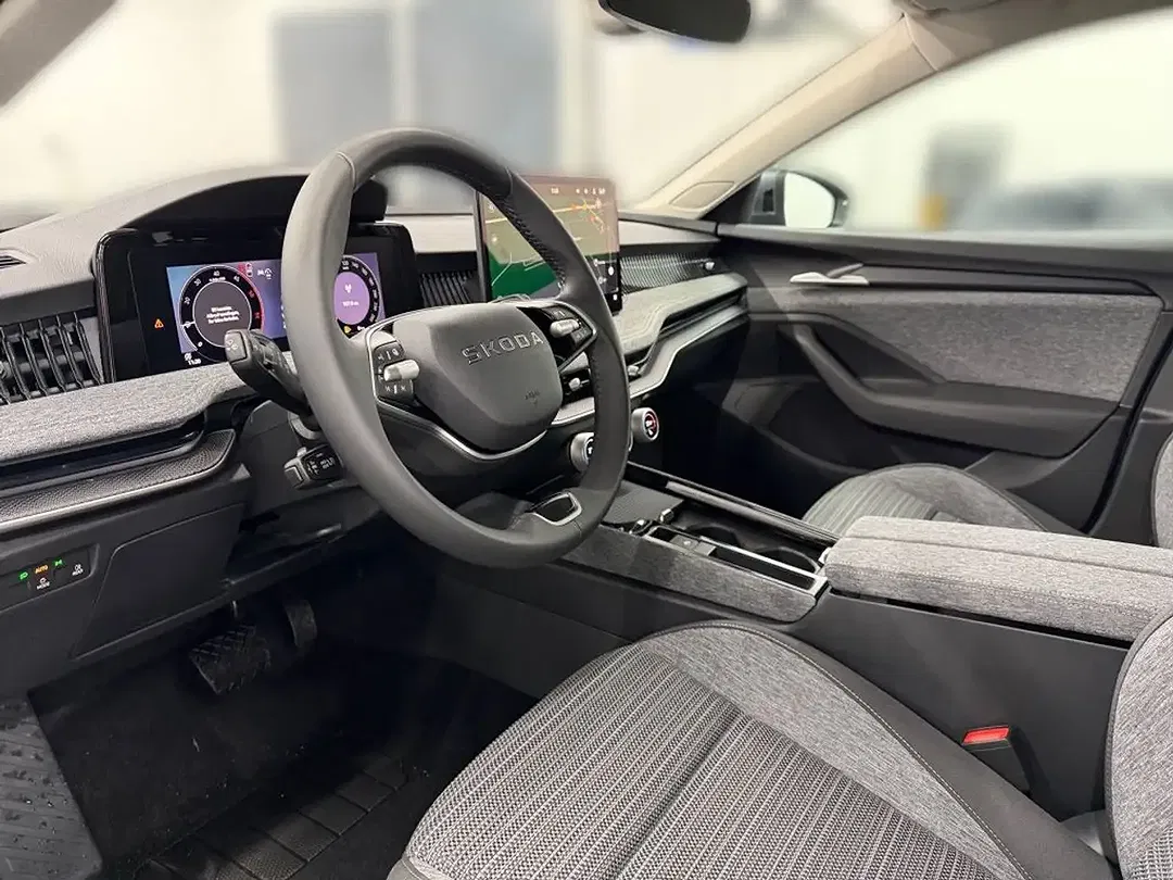 Skoda Superb - Thumbnail 13