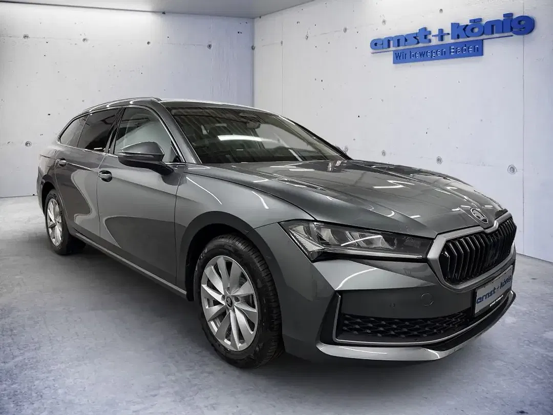 Skoda Superb - Thumbnail 2
