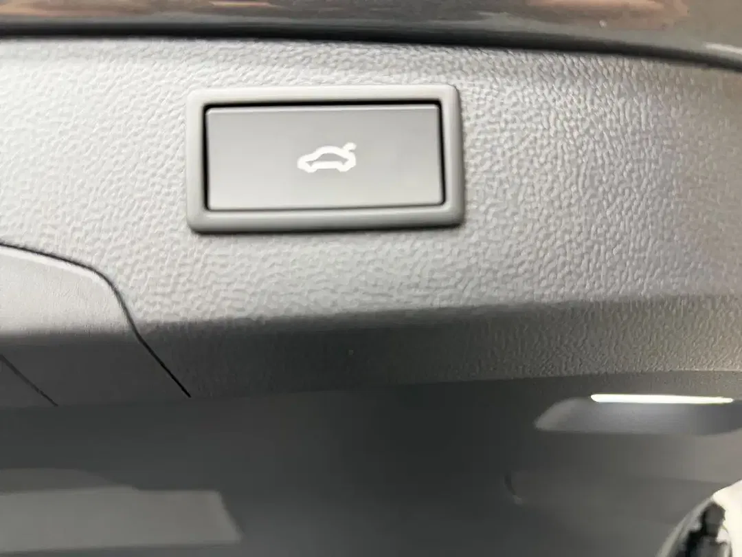 Skoda Superb - Thumbnail 8