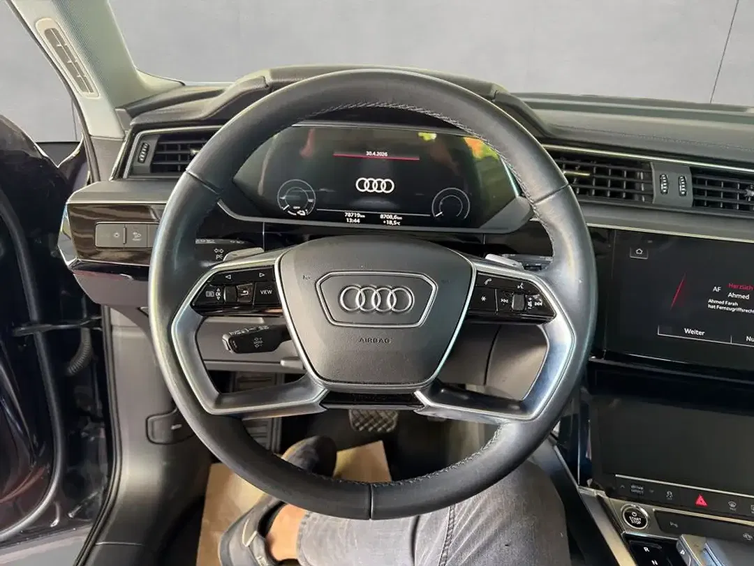 Audi e-tron - Thumbnail 12