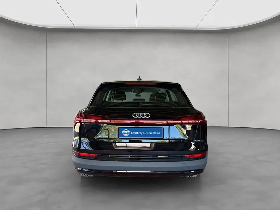 Audi e-tron - Thumbnail 5