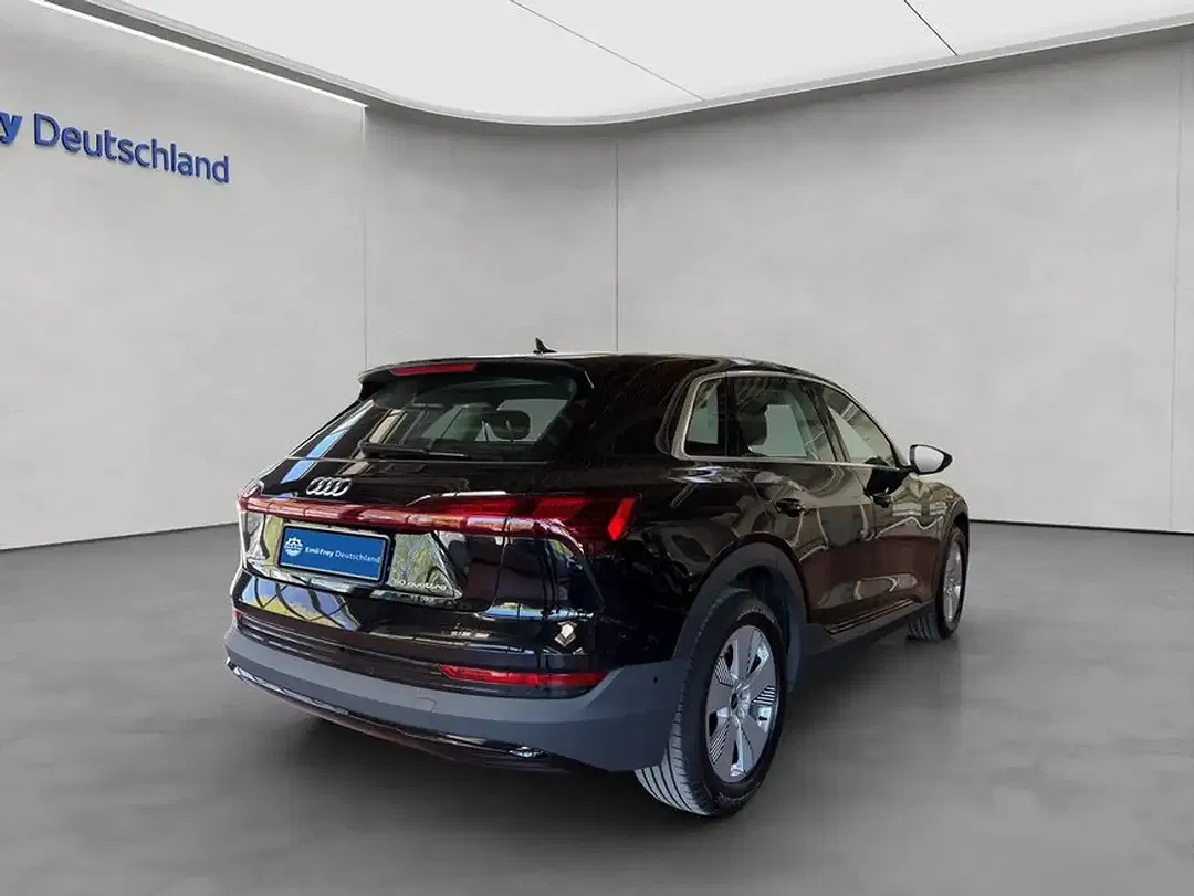 Audi e-tron - Thumbnail 7
