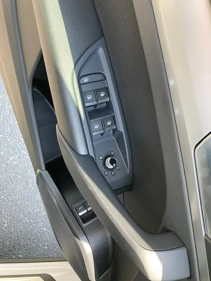 Audi SQ5 - Thumbnail 10
