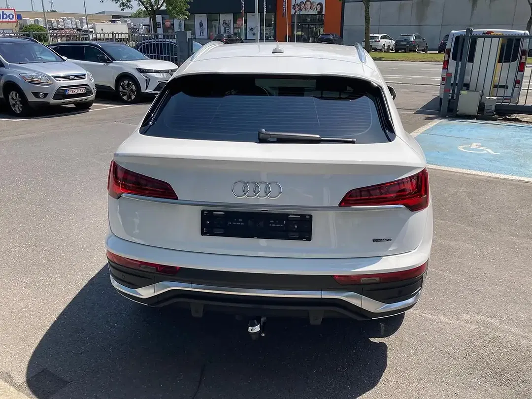 Audi SQ5 - Thumbnail 6