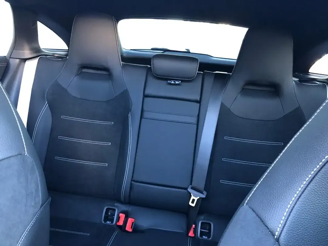 Mercedes-Benz CLA 200 - Thumbnail 7