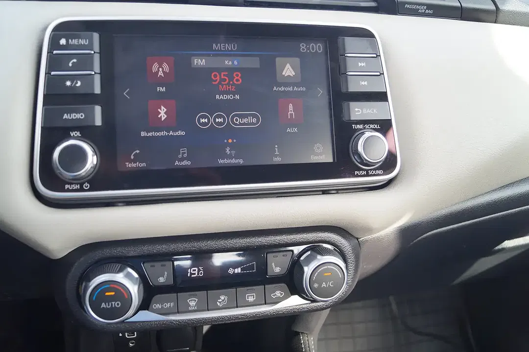 Nissan Micra - Thumbnail 9