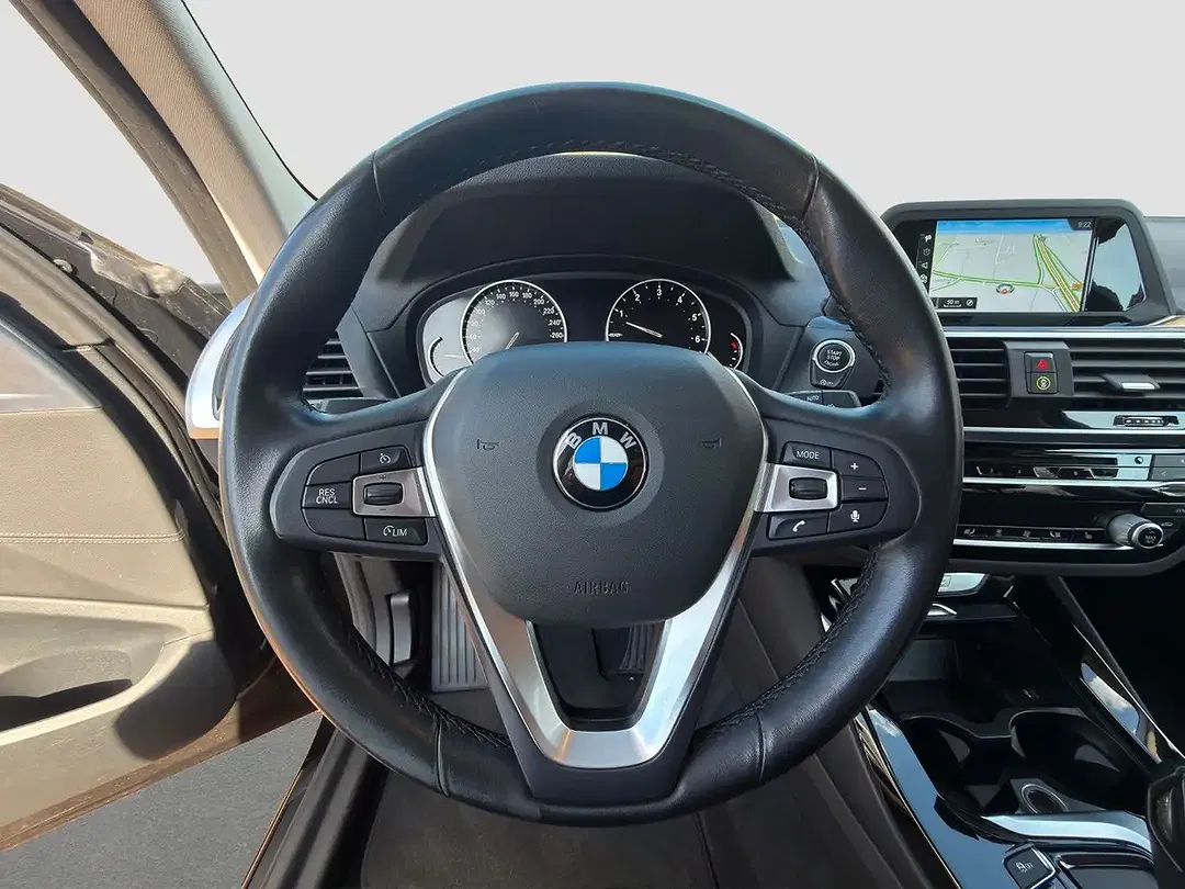 BMW X3 - Thumbnail 10